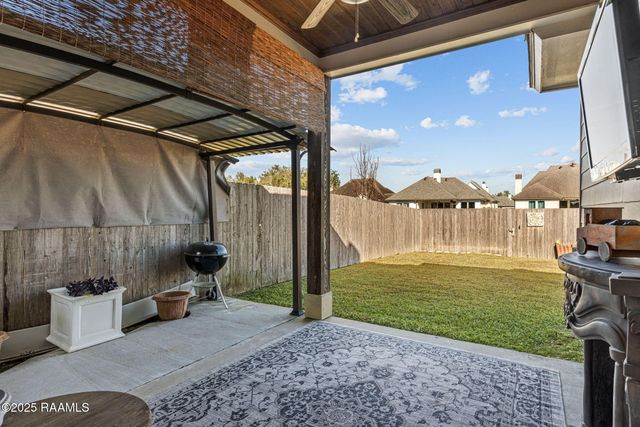 305 Sleepy Brook Road, Lafayette, LA 70508