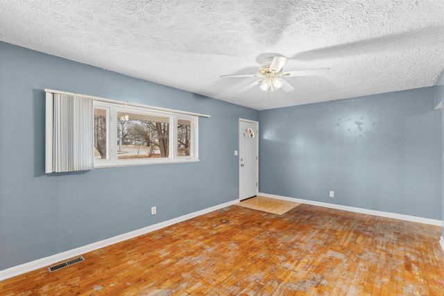 1141 W Talmage Street, Springfield, MO 65803