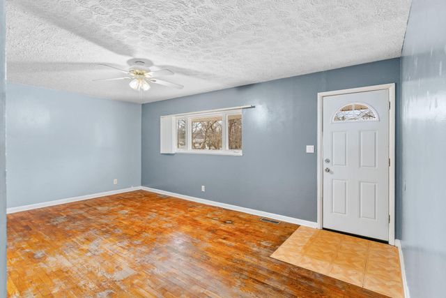 1141 W Talmage Street, Springfield, MO 65803