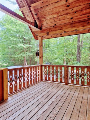 15 Sargent Drive, Raymond, NH 03077