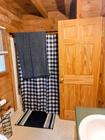 15 Sargent Drive, Raymond, NH 03077