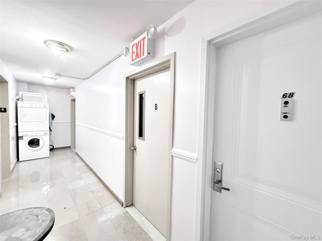 2964 Brighton 6th Street 6B, Brooklyn, NY 11235