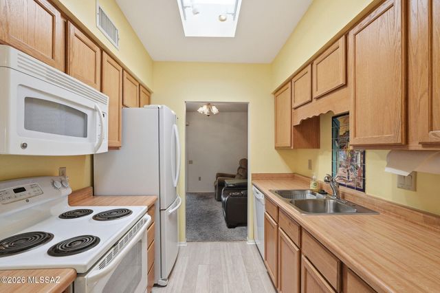 1188 W Calle Alcazar, Green Valley, AZ 85622