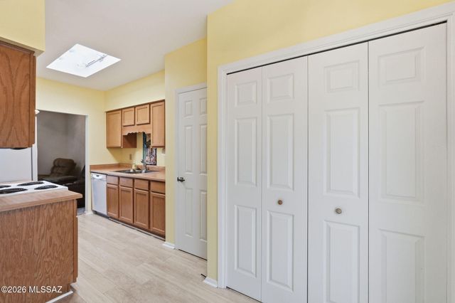 1188 W Calle Alcazar, Green Valley, AZ 85622