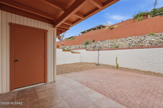 1188 W Calle Alcazar, Green Valley, AZ 85622