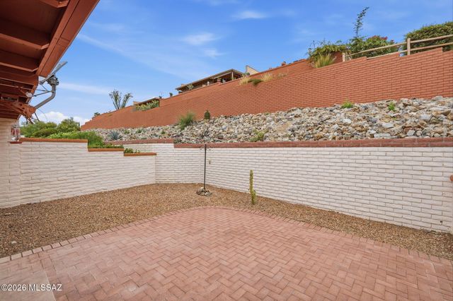 1188 W Calle Alcazar, Green Valley, AZ 85622