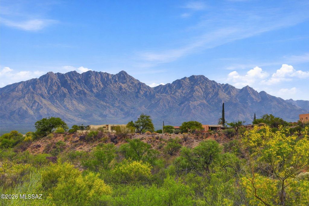 1188 W Calle Alcazar, Green Valley, AZ 85622