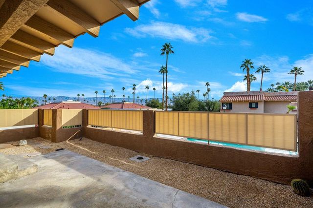 46395 Ryway Place 9, Palm Desert, CA 92260