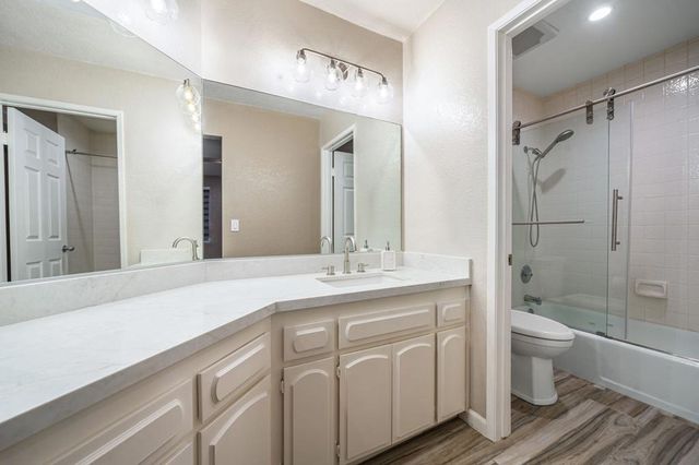 46395 Ryway Place 9, Palm Desert, CA 92260