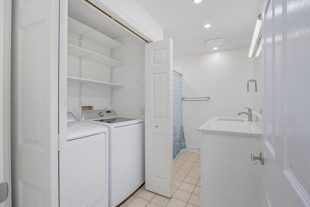 2 Pine Grove Dr 2, South Hadley, MA 01075