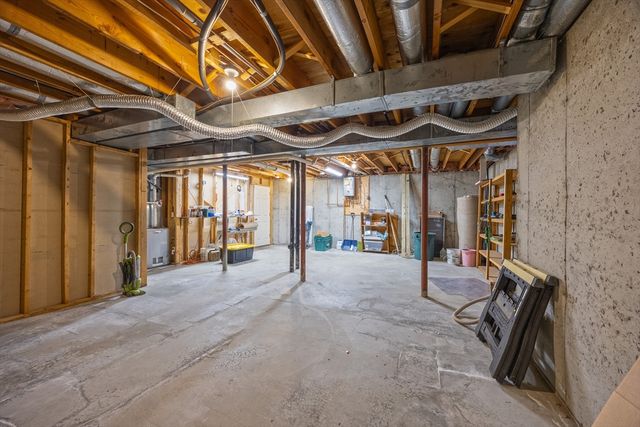 2 Pine Grove Dr 2, South Hadley, MA 01075