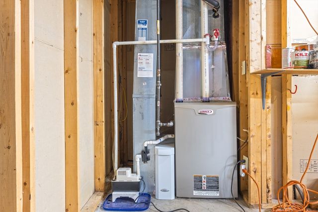 2 Pine Grove Dr 2, South Hadley, MA 01075