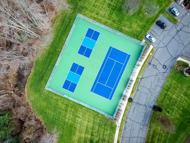 2 Pine Grove Dr 2, South Hadley, MA 01075