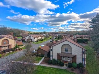 2 Pine Grove Dr 2, South Hadley, MA 01075