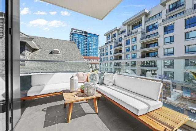 2604 5th Avenue 301, San Diego, CA 92103