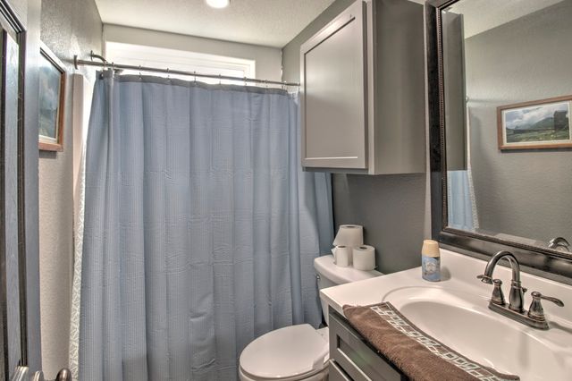 120 HICKORY CREEK, Sadler, TX 76264