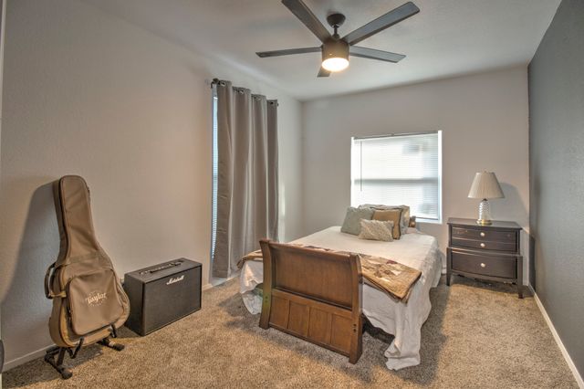 120 HICKORY CREEK, Sadler, TX 76264