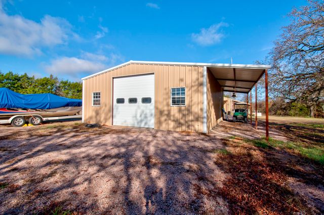 120 HICKORY CREEK, Sadler, TX 76264