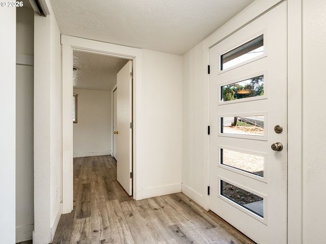 34570 PITTSBURG Rd, St Helens, OR 97051