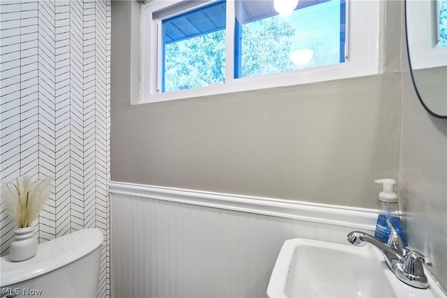 890 Iroquois Run, Macedonia, OH 44056