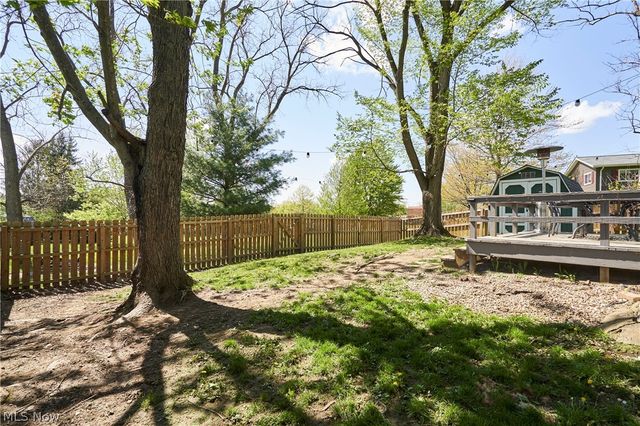 890 Iroquois Run, Macedonia, OH 44056