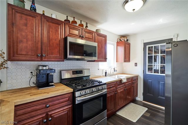 890 Iroquois Run, Macedonia, OH 44056
