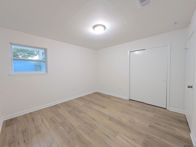 8184 Harry Dr, Baton Rouge, LA 70806