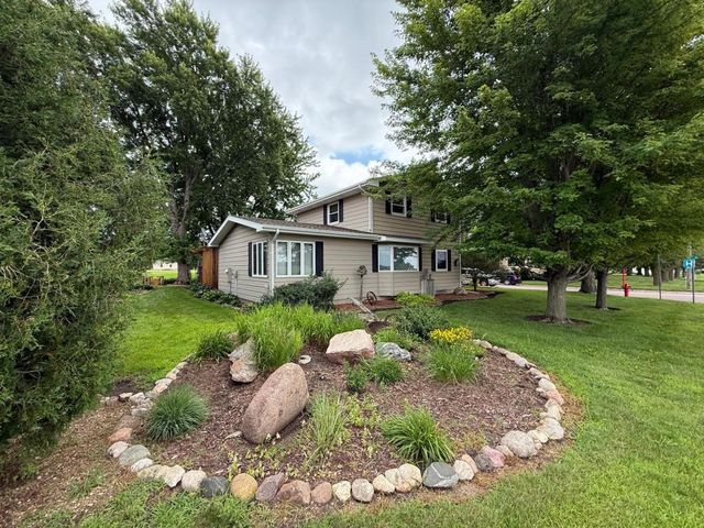 1134 10th Street, Westbrook, MN 56183