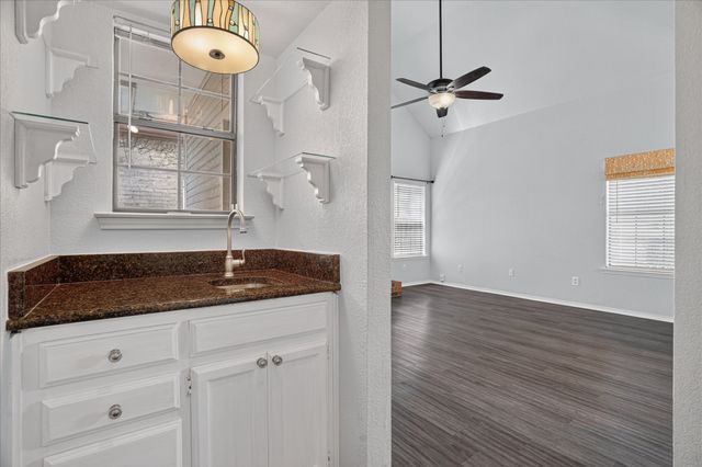 9717 Lea Shore Court, Fort Worth, TX 76179