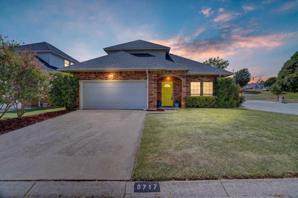 9717 Lea Shore Court, Fort Worth, TX 76179