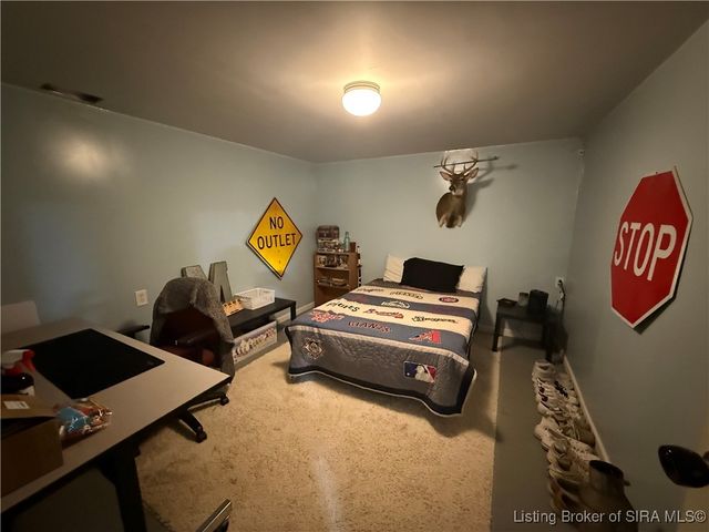 532 S Gobbler Knob Road, Pekin, IN 47165