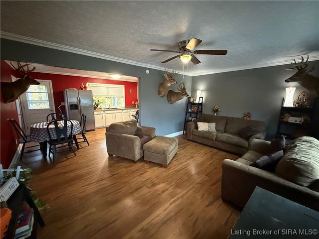 532 S Gobbler Knob Road, Pekin, IN 47165