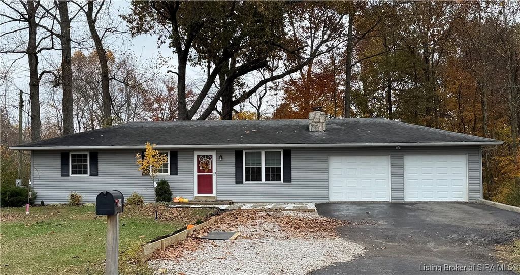 532 S Gobbler Knob Road, Pekin, IN 47165