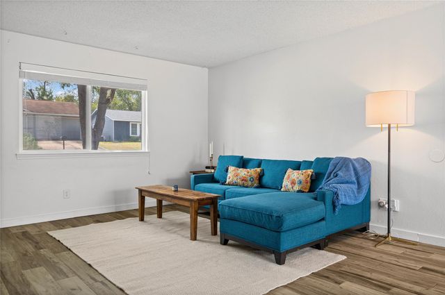 2808 Dillion Hill DR, Austin, TX 78745
