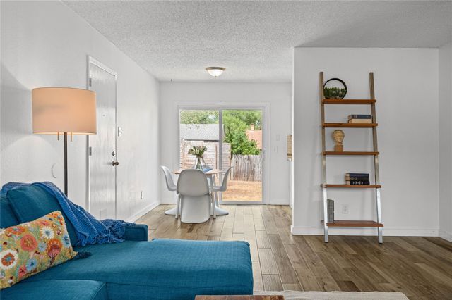 2808 Dillion Hill DR, Austin, TX 78745