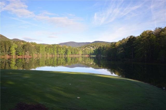 5573 Red Fox Drive, Dawsonville, GA 30534