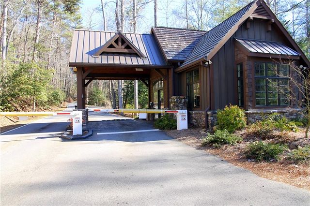 5573 Red Fox Drive, Dawsonville, GA 30534