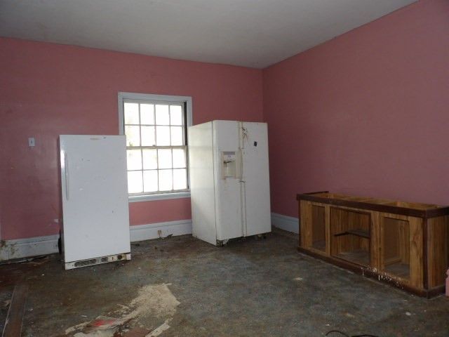 23 4th Avenue, Scottdale, PA 15683