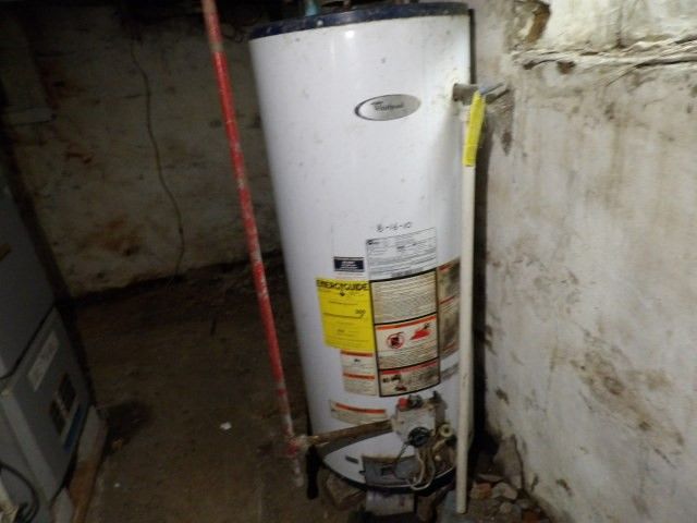 23 4th Avenue, Scottdale, PA 15683