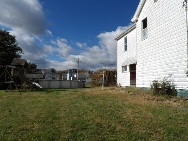 23 4th Avenue, Scottdale, PA 15683