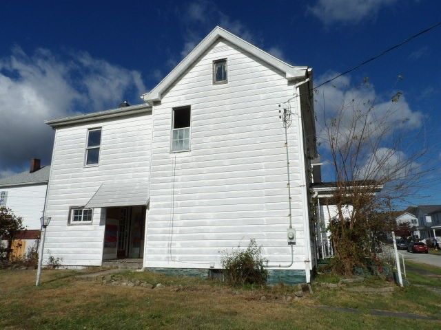 23 4th Avenue, Scottdale, PA 15683