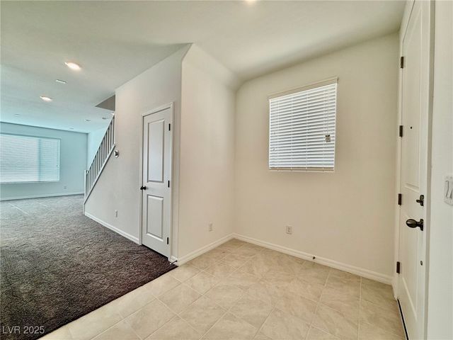 5805 Avondale Rise Way, Las Vegas, NV 89141