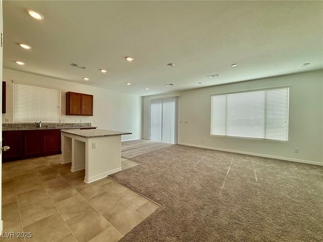 5805 Avondale Rise Way, Las Vegas, NV 89141