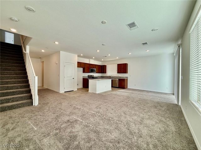 5805 Avondale Rise Way, Las Vegas, NV 89141