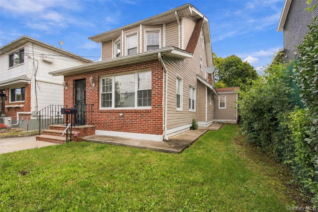119-27 191st Street, Saint Albans, NY 11412 — photo 3