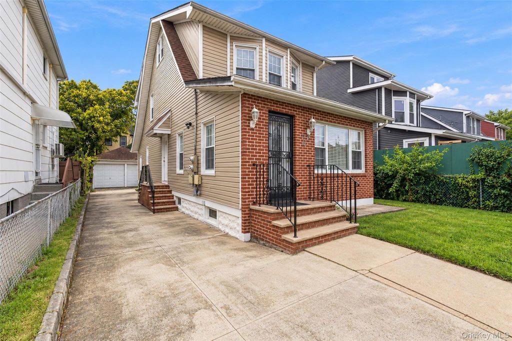 119-27 191st Street, Saint Albans, NY 11412 — photo 4