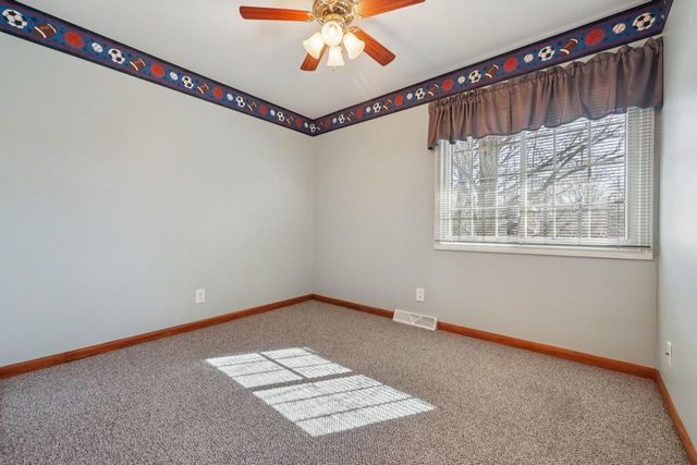 33810 Lynn LANE, Burlington, WI 53105