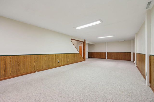 33810 Lynn LANE, Burlington, WI 53105