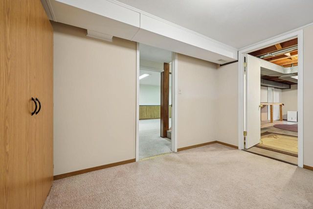 33810 Lynn LANE, Burlington, WI 53105