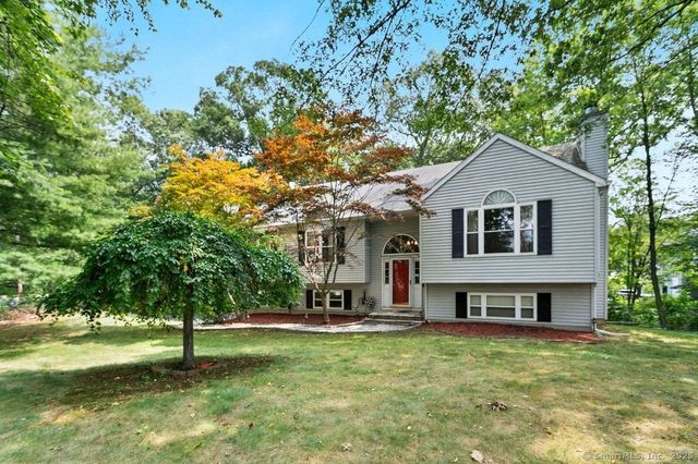 6 Stonegate Lane, Shelton, CT 06484